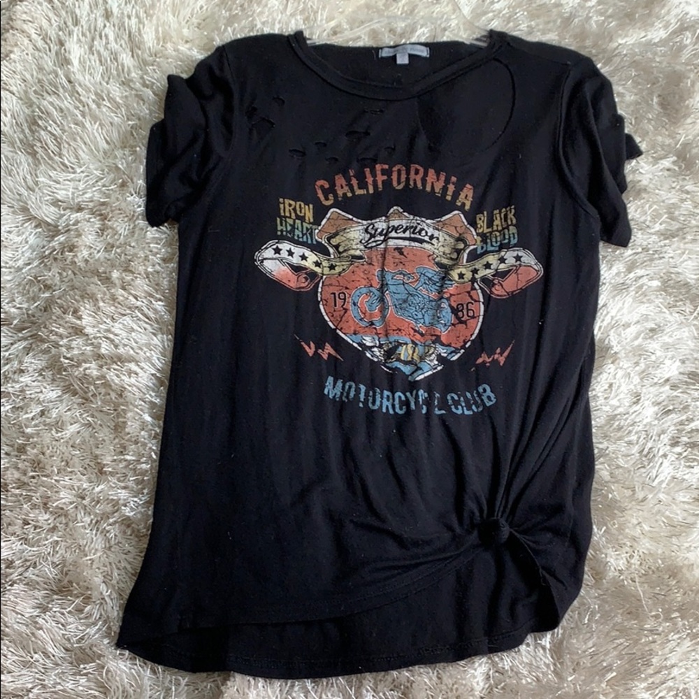 California top with rips